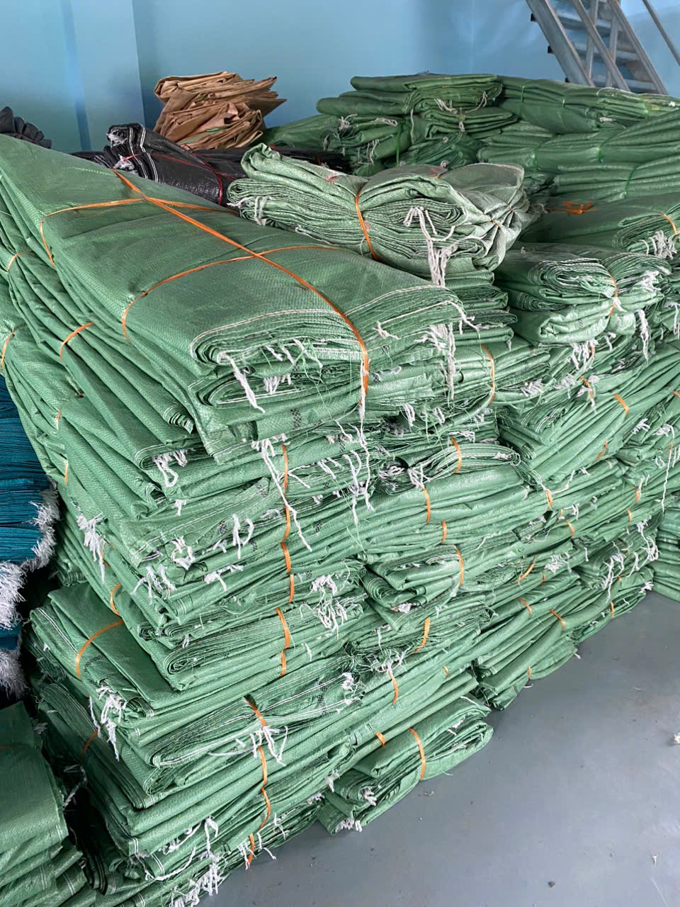 Bao tải xanh viền miệng (KT lớn)